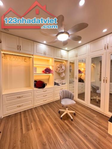 🏠 HÀNG HIẾM NAM TỪ LIÊM - NHỈNH 8 TỶ – NGÕ KINH DOANH – Ô TÔ VÀO NHÀ - TẶNG FULL NỘI THẤT - 3