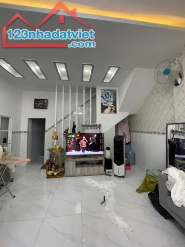 BÁN NHÀ HẺM Ô TÔ – PHƯỜNG NGỌC HIỆP, GẦN CẦU HỘ PHƯƠNG SÀI – TP. NHA TRANG 🏡
