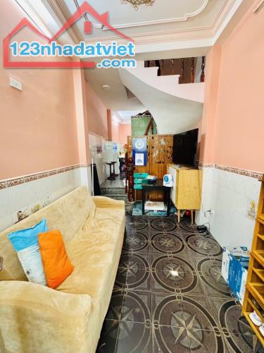 Bán Nhà Riêng Vươn Chuối Q3 _Khu Phân Lô - 33m2 Nhỉnh 6 tỷ - 1