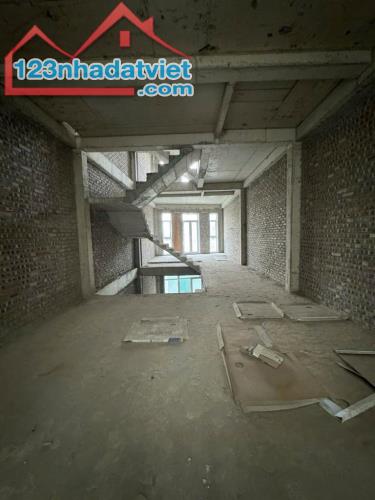 BÁN LIỀN KỀ KĐT VĂN PHÚ, PHÂN LÔ Ô TÔ, KINH DOANH MỌI MẶT HÀNG, DT: 80M2, GIÁ 15,3 TỶ - 3