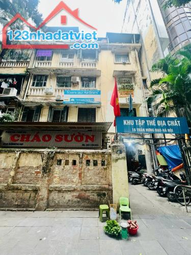 Chính chủ cho thuê căn hộ trong Khu tập thể mặt phố Trần Hưng Đạo - quận Hoàn Kiếm - Hà
