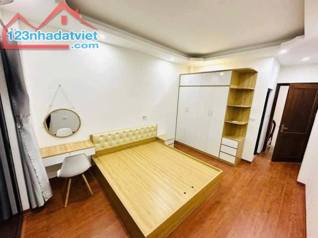 SỐC-BÁN NHÀ KIM CHUNG, HOÀI ĐỨC-30M-3 NGỦ-MẶT TIỀN 3,7M- VÀI BƯỚC Ô TÔ QUA NHÀ-GIÁ CHỈ - 1