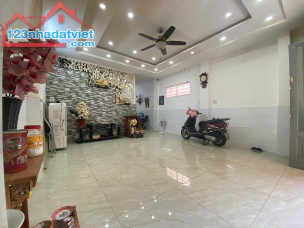 SIÊU PHẨM GIÁ TỐT - NHÀ 3 TẦNG HẺM NGUYỄN HẢO VĨNH, TÂN PHÚ - GẦN GÒ DẦU - CHỈ 5.7 TỶ