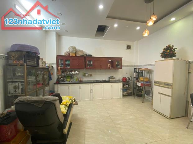 SIÊU PHẨM GIÁ TỐT - NHÀ 3 TẦNG HẺM NGUYỄN HẢO VĨNH, TÂN PHÚ - GẦN GÒ DẦU - CHỈ 5.7 TỶ - 1