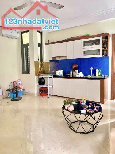Siêu Phẩm Chung Cư Mi Ni Tân Triều, Triều Khúc, 104M2 9 Tầng Dòng Tiền 130Tr/Tháng 20,8 Tỷ - 5