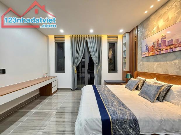 BÁN NHÀ MT CẠNH CHỢ VẢI TÂN BÌNH 5 tầng sân thượng giá rẻ hơn giá đền bù  nhà nước dt