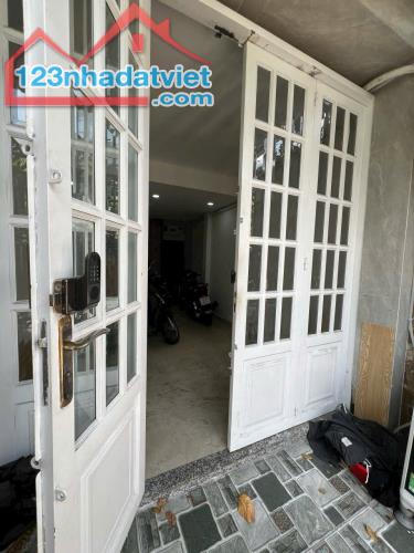 Lê Văn Sỹ Quận 3 – Nhà 6 Tầng – Khai Thác Dòng Tiền 50tr/Tháng – Giá Cực Tốt 12.9 Tỷ