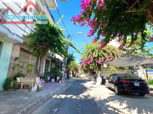LÔ ĐẤT MẶT TIỀN ĐƯỜNG BẠCH THÁI BƯỞI 96M2, NGANG 6M, GIÁ CHỈ 3 TỶ 390 - 1