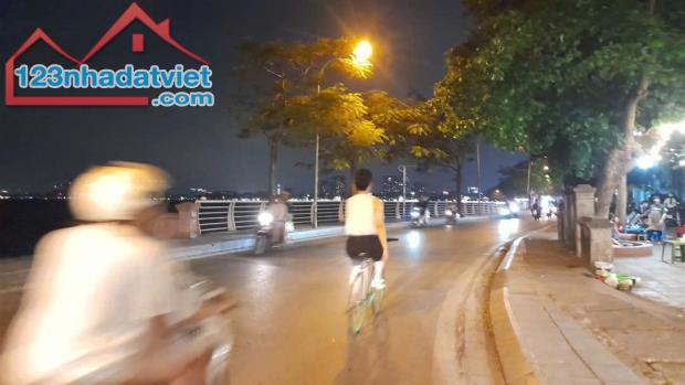 SIÊU PHẨM MẶT HỒ TÂY, 1 MẶT PHỐ TRÍCH SÀI VÀ 1 MẶT NGÕ, VỈA HÈ CỰC RỘNG, SỔ VUÔNG ĐẸP, KIN - 2