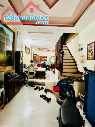 Liền Kề Hàng Bè KĐT Kiến Hưng, Mậu Lương, Phân Lô Vỉa Hè Ô Tô, 50m2 4 Tầng Giá 12,6 Tỷ - 2