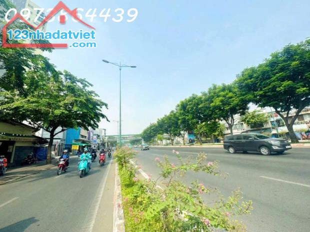 BÁN NHÀ MẶT TIỀN KINH DOANH PHẠM VĂN ĐỒNG - 4 TẦNG - NGANG 5M - 50 M2 , P.3, Gò Vấp - GIÁ