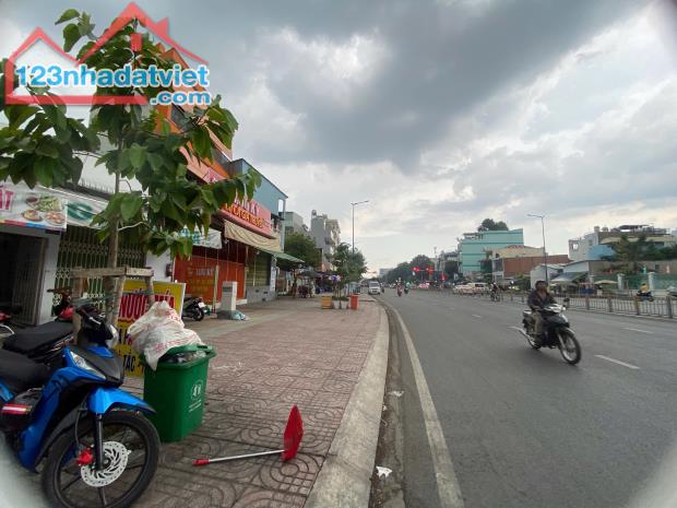 Cho thuê nhà đường Tên Lửa, Bình Tân, 10x20m, 45tr, đoạn mới làm - 3