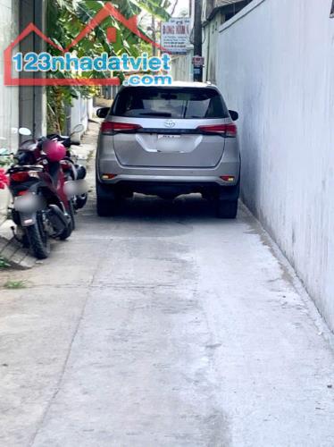 NHÀ THỔ CƯ PHÚ TÂN ĐƯỜNG XE 7 CHỖ GẦN ĐẠI LỘ ĐỒNG KHỞI VÒNG XOAY TÂN THÀNH