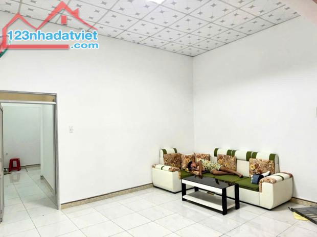 NHÀ THỔ CƯ PHÚ TÂN ĐƯỜNG XE 7 CHỖ GẦN ĐẠI LỘ ĐỒNG KHỞI VÒNG XOAY TÂN THÀNH - 4