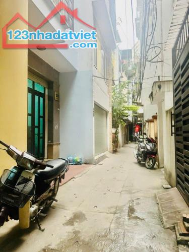 Mình cần bán nhà 62m2 Tại Phố Vũ Trọng Phụng, Thanh Xuân, Hà Nội