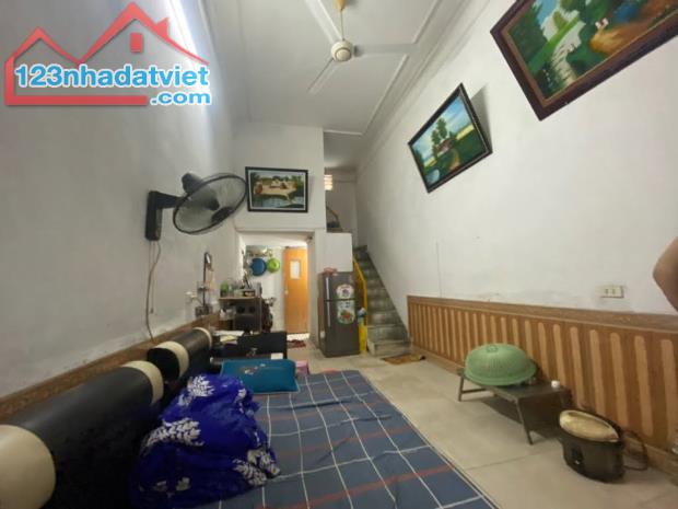 BÁN NHÀ 3 TẦNG, 2 PN, 36M2 - MINH KHAI - HAI BÀ TRƯNG - GIÁ 5 TỶ X - SỔ ĐỎ CHÍNH CHỦ - 1