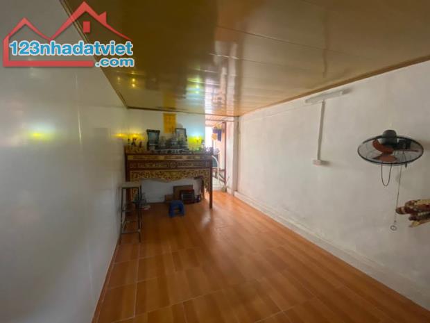 BÁN NHÀ 3 TẦNG, 2 PN, 36M2 - MINH KHAI - HAI BÀ TRƯNG - GIÁ 5 TỶ X - SỔ ĐỎ CHÍNH CHỦ - 2