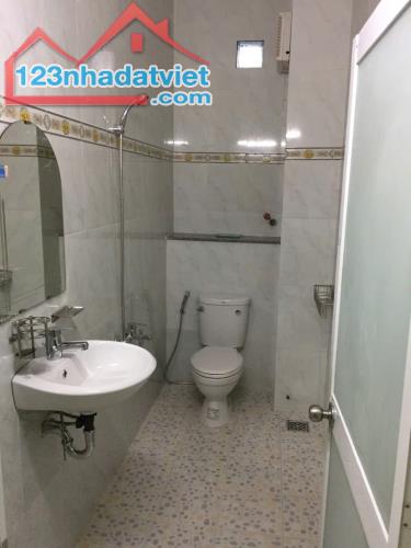 Bán nhà 5 tầng  HXH thông Quận 6 50m2 dòng tiền 18tr chỉ 6 tỷ nhỉnh. - 1