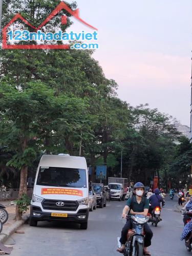 CỰC  CHẤT! Quận Thanh Xuân Khương Đình  43m 6 tầng 4m MT gần ô tô, thang máy, 10.6 tỷ