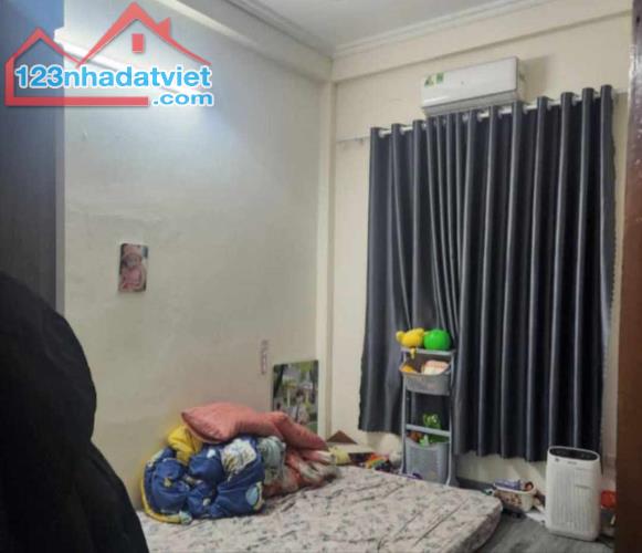 Bán gấp nhà Mễ Trì, ngõ nông 3 gác tránh SH, sổ vuông đẹp, 45m2, Chỉ 7.3 tỷ - 2