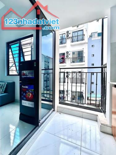 Bán nhà Kim Giang 5tầng 9 phòng khép kín doanh thu 40tr/tháng 7.6tỷ - 2