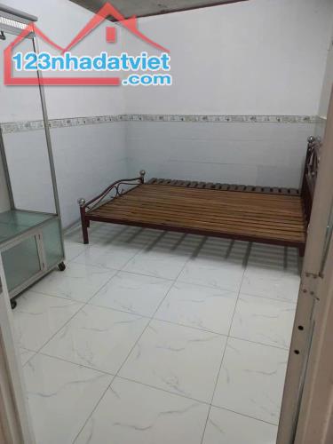 800 TRIỆU Nhà Đồng Tâm Trung Chánh Hóc Môn Cần Bán Gấp 50m2 Sổ Riêng Sang Tên - 2