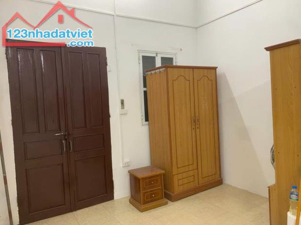 Cho thuê nhà ngõ 184 Trần Khát Chân, 3 tầng x 30m2, 2 ngủ, 7 Triệu ở gia đình, nhóm ngoan - 3