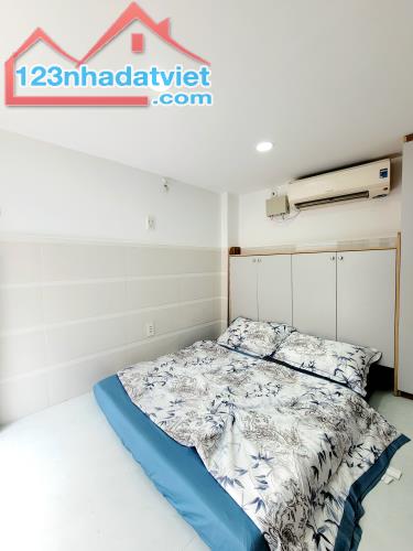 Chỉ 1.85 Tỷ Có Nhà Phạm Văn Đồng - Hẻm Ôtô Đỗ Cửa - 3 Tầng 2PN - 1
