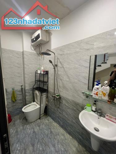 Bán gấp nhà đà năng, Cầu Tre,Ngô Quyền,HP. 2,35 tỷ, 37,6m2, 3 tầng. - 2