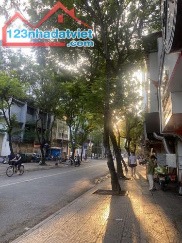 HÀNG HIẾM ĐỐNG ĐA, 2 BƯỚC CHÂN TỚI PHỐ HUỲNH THÚC KHÁNG SIÊU HOT, 73m2 - 12,3 Tỷ - 1