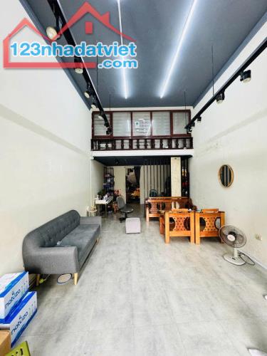 BÁN NHÀ MẶT PHỐ HÀNG LƯỢC, HOÀN KIẾM. 84M2 4 TẦNG MT 4,5M GIÁ 68 Tỷ- VỈA HÈ RỘNG- KINH - 1