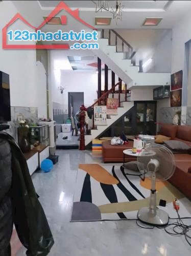 SIÊU PHẨM 3 TẦNG 54M2(4x13.5) -HẺM XE TẢI LIÊN KHU 4-5 SÁT TIỂU HỌC KIM ĐỒNG. CHỈ HƠN 4 TỶ - 2