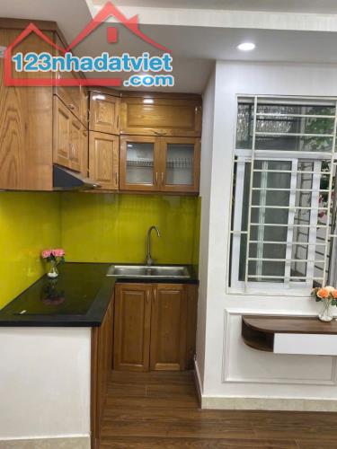 CĂN HỘ CHUNG CƯ MINI VIP MỚI ĐẸP - VÕ CHÍ CÔNG- THANG MÁY - Ô TÔ-TẶNG FULL NỘI THẤT  55m G - 2