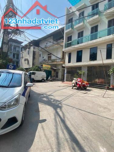 Bán nhà phố Nguyễn Đức Cảnh - gần hồ Đền Lừ ngõ thông các ngả , dt 26M giá 5.6 tỷ SĐCC