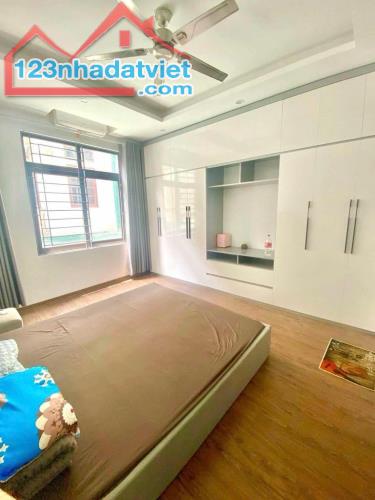 Bán nhà phố Nguyễn Đức Cảnh - gần hồ Đền Lừ ngõ thông các ngả , dt 26M giá 5.6 tỷ SĐCC - 2