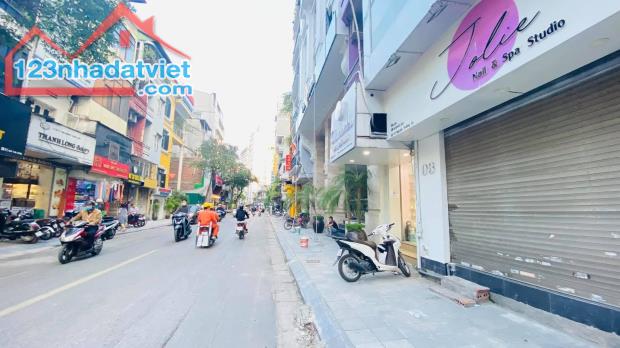 Bán nhà mặt phố Đốc Ngữ - BA ĐÌNH, kinh doanh sầm uất 66m 5tầng 19.1tỷ