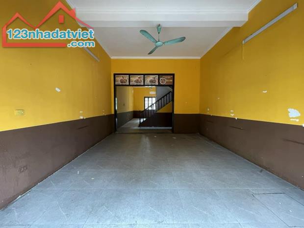 Bán nhà mặt phố Đốc Ngữ - BA ĐÌNH, kinh doanh sầm uất 66m 5tầng 19.1tỷ - 1