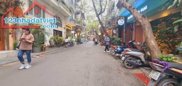 BÁN NHÀ MẶT PHỐ ẤU TRIỆU, HOÀN KIÉM. 50M2 MT 6M GIÁ 46 TỶ- TINH HOA PHỐ CỔ, DÒNG TIỀN - 1