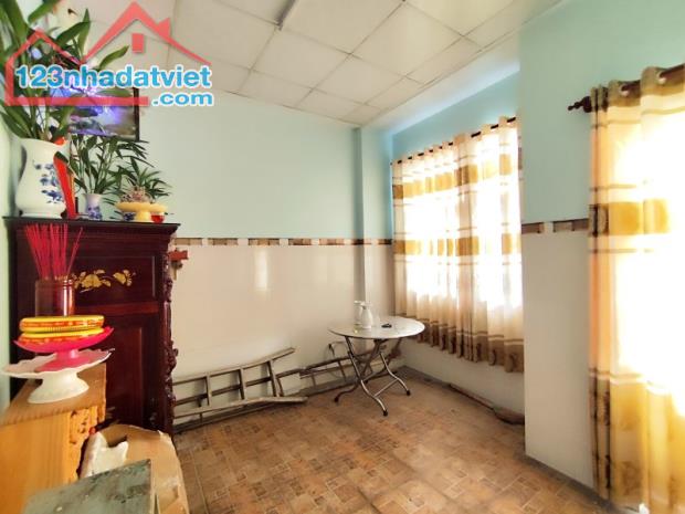 THOẠI NGỌC HẦU - HẺM 8M XE TẢI - 66M2 - 3 TẦNG 3PN 2WC - CHỈ 7.2 TỶ - 3