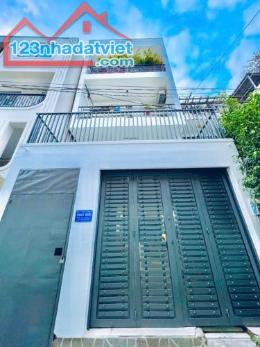 Hơn 5 Tỷ CHDV 5 Tầng 7PN - Ngang 4,8m Hẻm Ôtô - Dòng Tiền 25tr/tháng