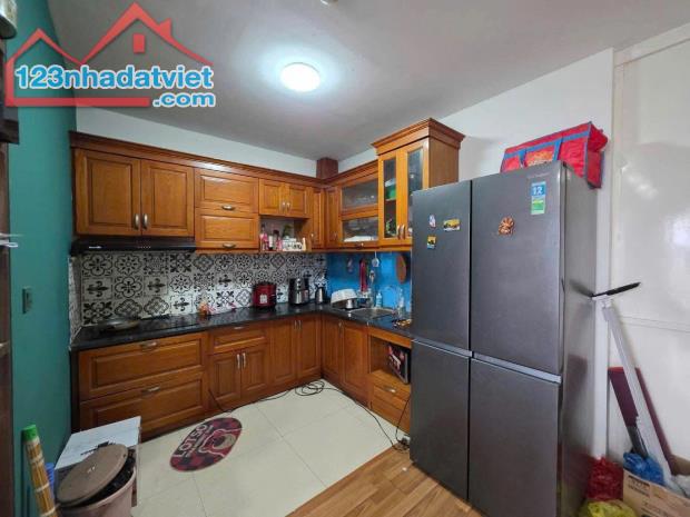 Hiếm! Bán căn hộ 335 Cầu Giấy 90m2 3pn 2vs 6,65 tỷ Full NT, tầng trung - 2