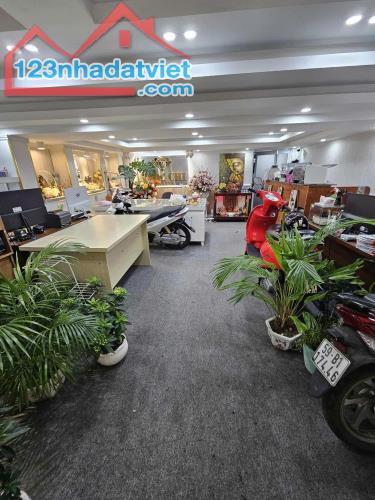 ☘️ GIẢM 400TR GIÁ MỚI CHỈ 9.1TỶ QUẬN 5 Gần Trần Hưng Đạo, Xe Tải Ngay Nhà 4Tầng 71M2 - 3