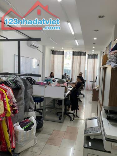 Siêu hiếm chỉ 65 tỷ sở hữu ngay 2 căn nhà MT đường Hai Bà Trưng, P.8, Quận 3 - 3