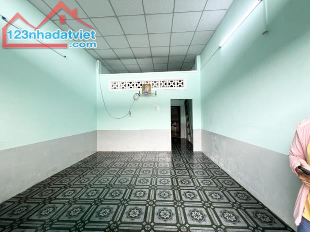 CHỦ NGỘP BANK - GIÁP QUANG TRUNG - GÒ VẤP - 55M2 - GIÁ 4.2 tỷ