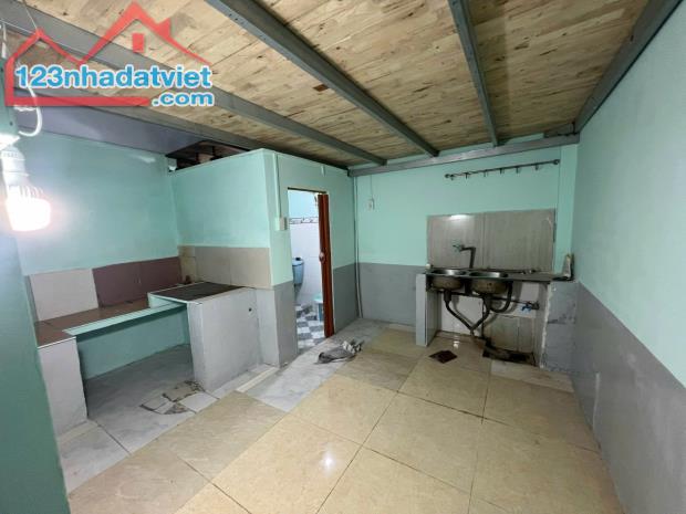 CHỦ NGỘP BANK - GIÁP QUANG TRUNG - GÒ VẤP - 55M2 - GIÁ 4.2 tỷ - 3