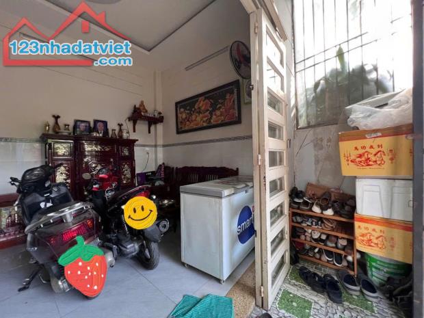 HẺM XE TẢI THÔNG - GIÁP PHAN HUY ÍCH - GÒ VẤP - GIÁ 4.98 tỷ - 1