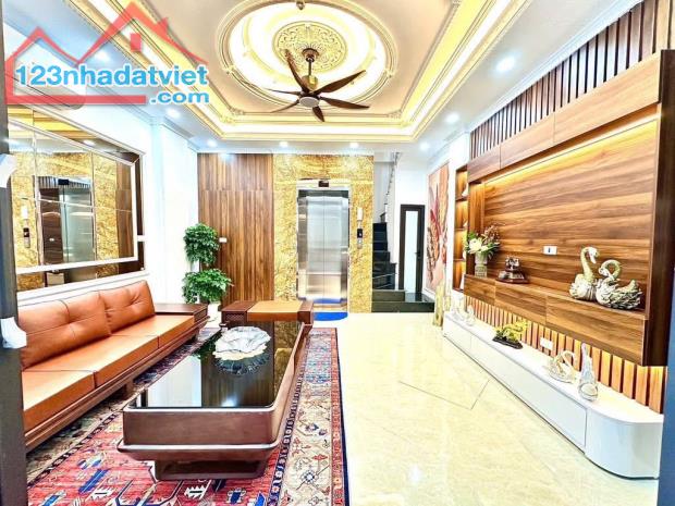 Bán nhà phố Nguyễn Hoàng - Mỹ Đình - 33m2 x 5 tầng - thang máy - ô tô