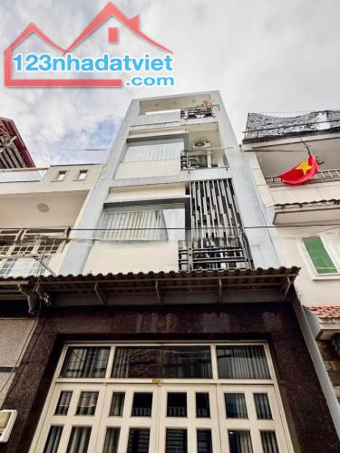 Giảm 1 tỷ - Diện tích 42m2 - Ngang 3.5m - Hai mặt hẻm -  CMT8 - Quận 10