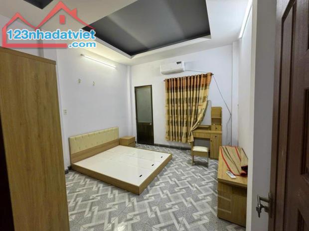 Siêu phẩm Quận 8 – nhà 3 tầng kiên cố, 5PN, sổ hồng riêng - 4