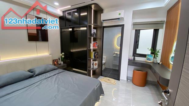 015GV – Bán nhà HXH Nguyễn Tư Giản, 4 tầng ngang 4m 3PN 4WC, sổ riêng A4, NHỈNH 8.5 tỷ TL - 4